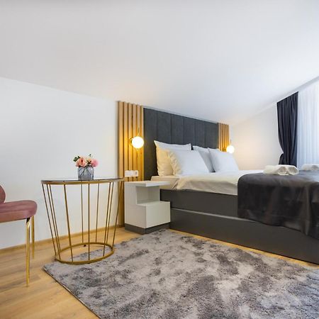 Happy House Old Town Luxury Apartment Sarajevo Ngoại thất bức ảnh